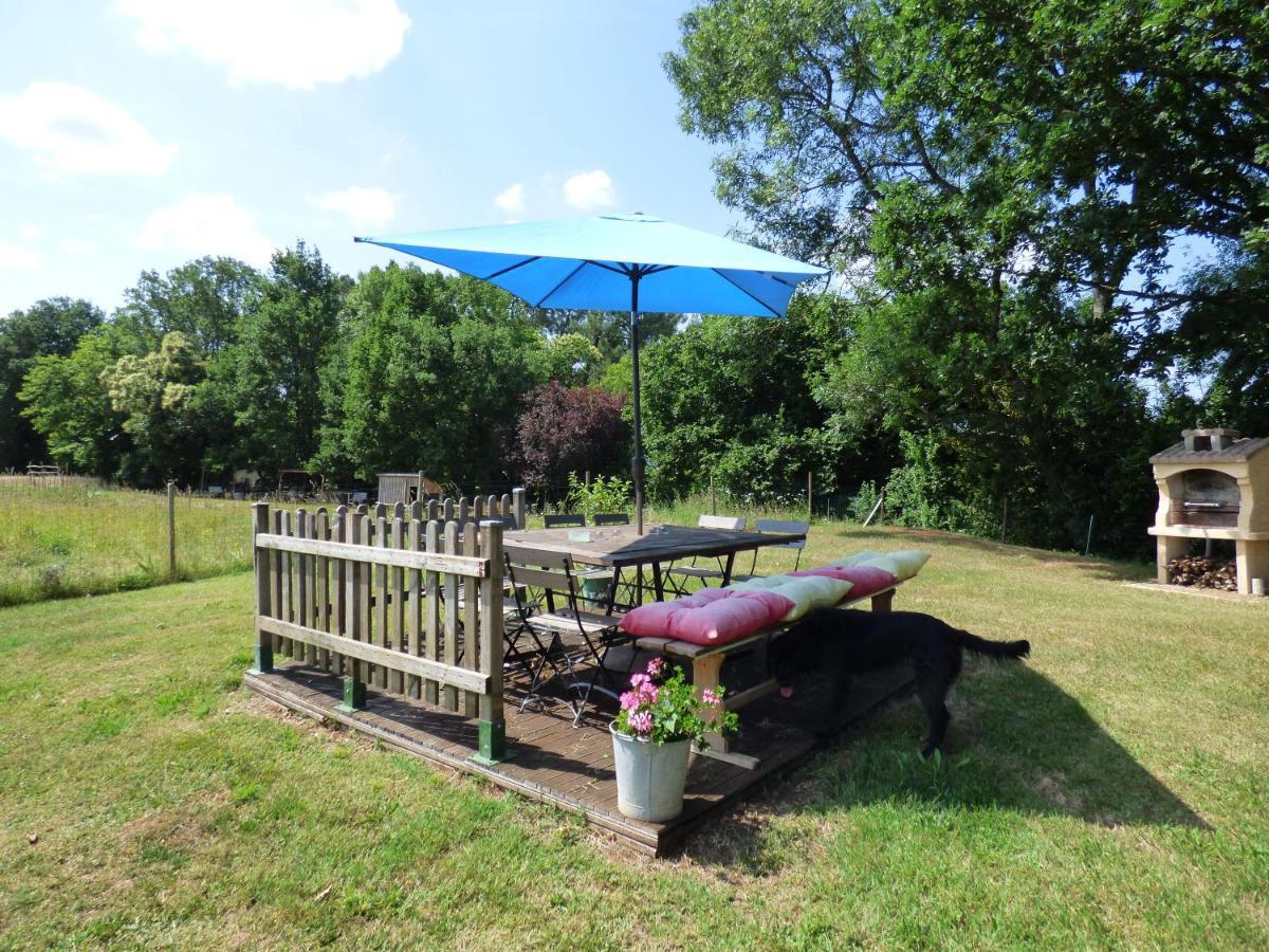 Bed and Breakfast Britavit Saint-Avit-Senieur Экстерьер фото