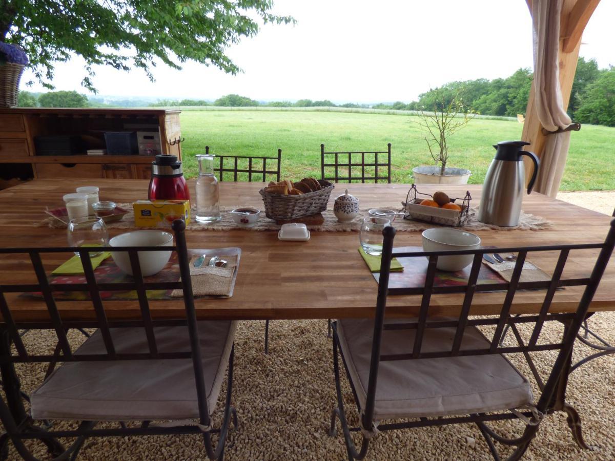 Bed and Breakfast Britavit Saint-Avit-Senieur Экстерьер фото